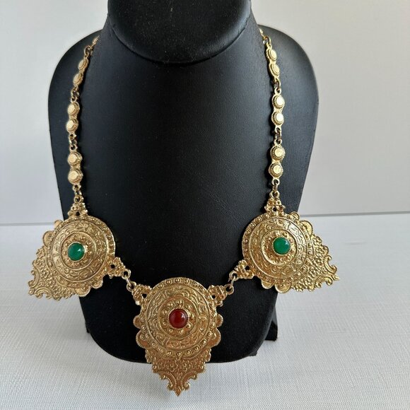1960s Gold Medallion Bib Necklace - Picture 8 of 16